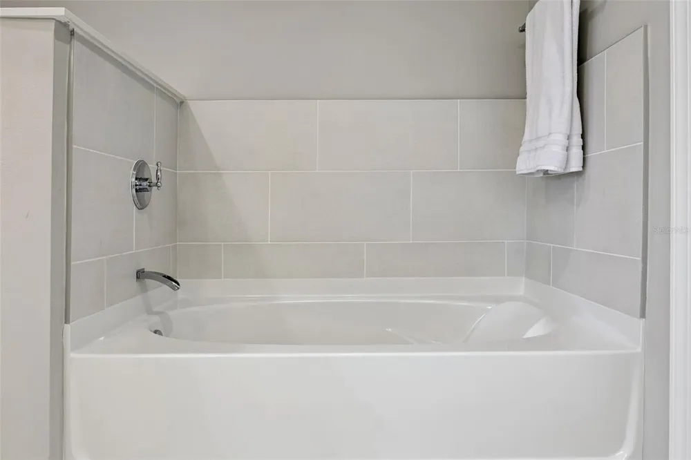 16300 COUNTY ROAD 455 #302 Montverde, FL 34756