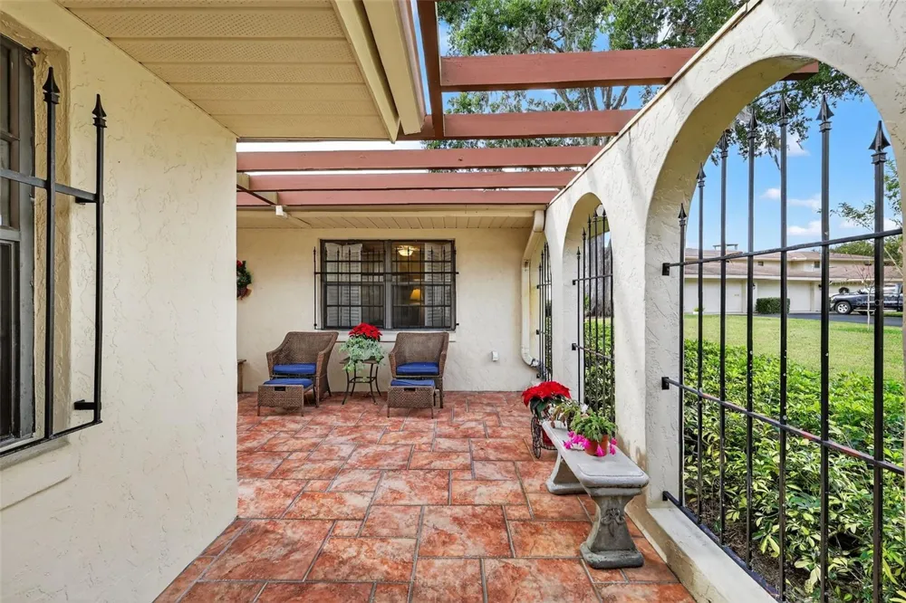 100 S TREMAIN STREET #F1 Mount Dora, FL 32757