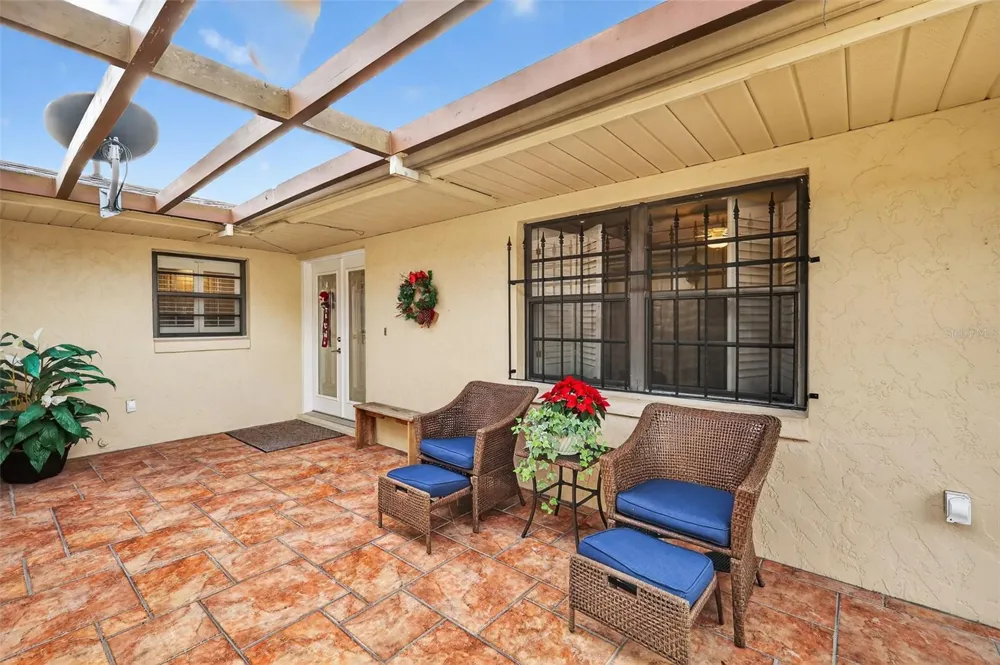 100 S TREMAIN STREET #F1 Mount Dora, FL 32757
