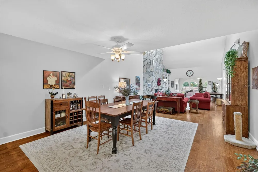100 S TREMAIN STREET #F1 Mount Dora, FL 32757