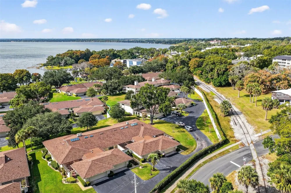 100 S TREMAIN STREET #F1 Mount Dora, FL 32757