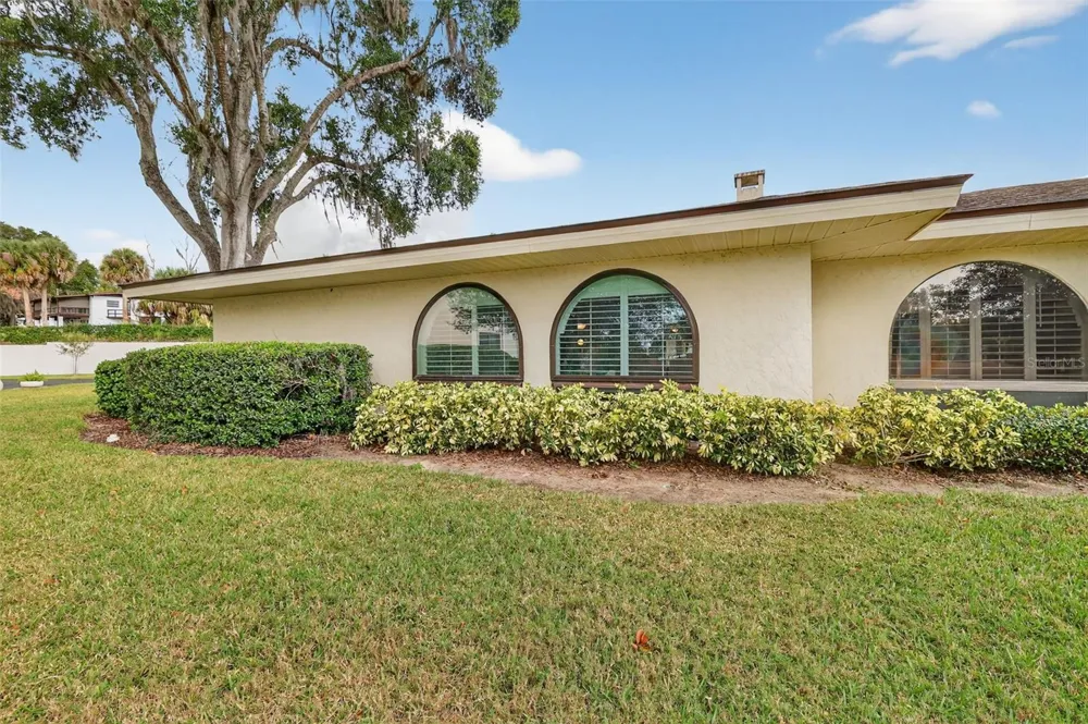 100 S TREMAIN STREET #F1 Mount Dora, FL 32757