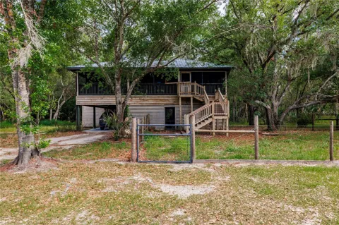 8056 SW HORSE CREEK ROAD