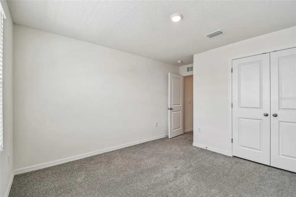 9208 MISSION BAY PLACE Tampa, FL 33637