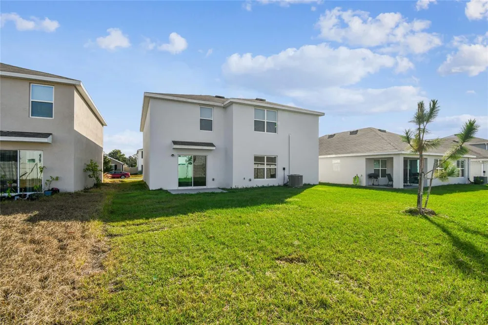9208 MISSION BAY PLACE Tampa, FL 33637