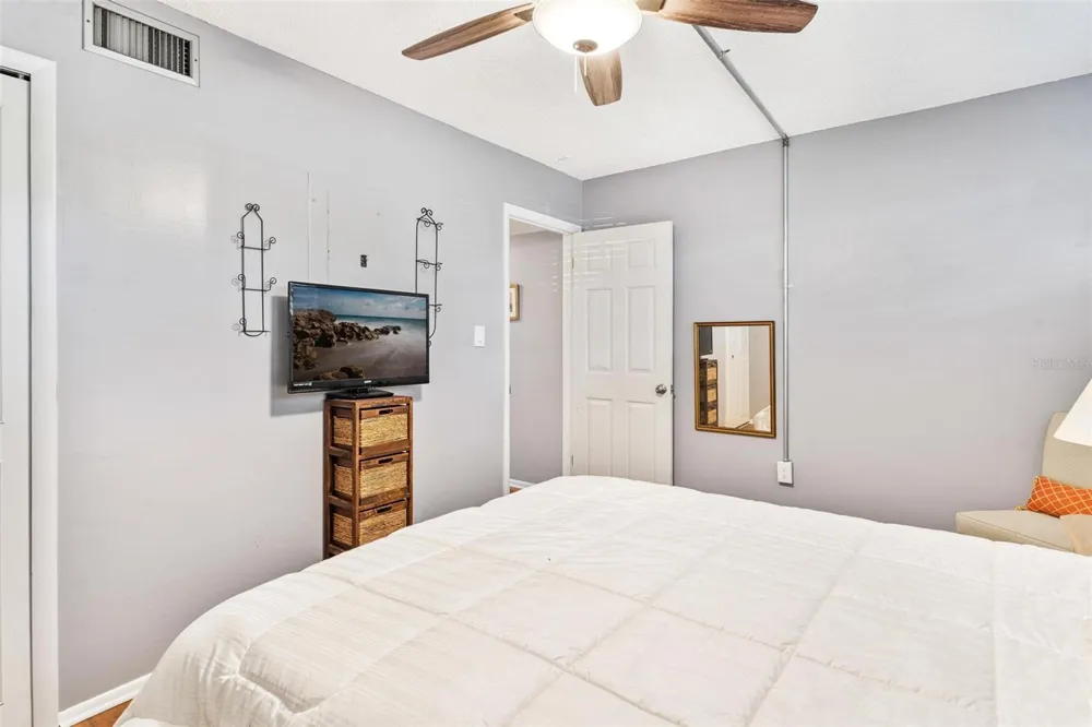 4300 BAYWOOD BOULEVARD #B106 Mount Dora, FL 32757
