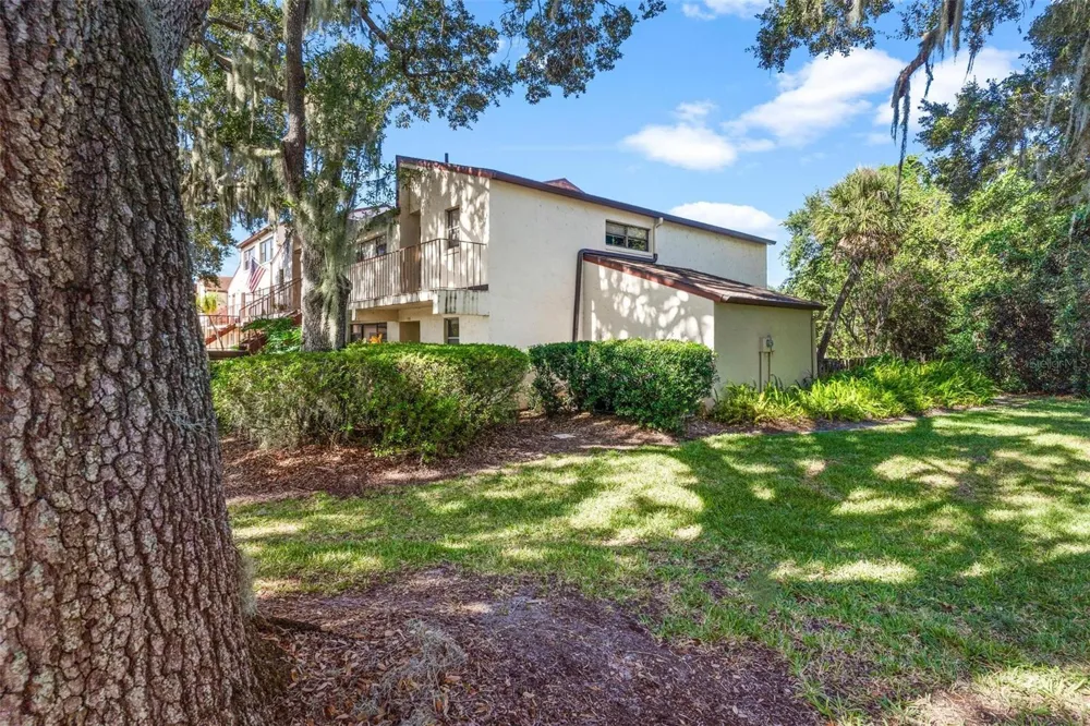 4300 BAYWOOD BOULEVARD #B106 Mount Dora, FL 32757