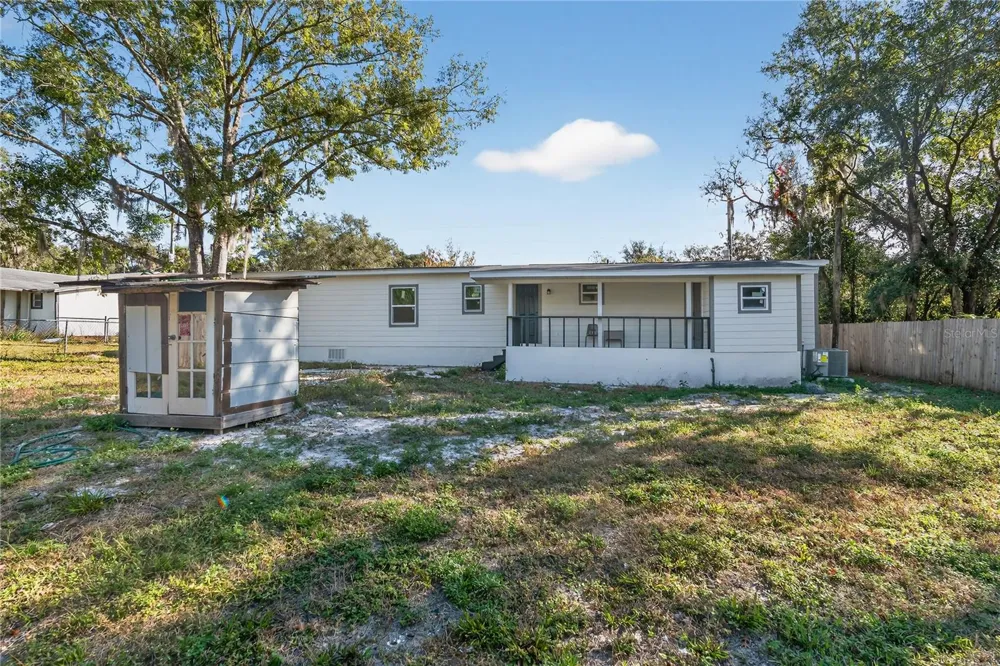 40415 COUNTRY ROAD Eustis, FL 32736