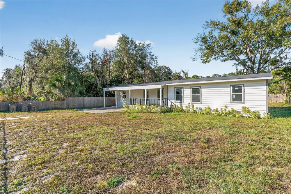 40415 COUNTRY ROAD Eustis, FL 32736