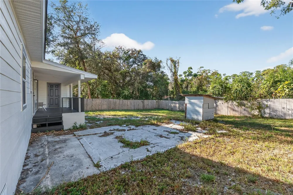 40415 COUNTRY ROAD Eustis, FL 32736