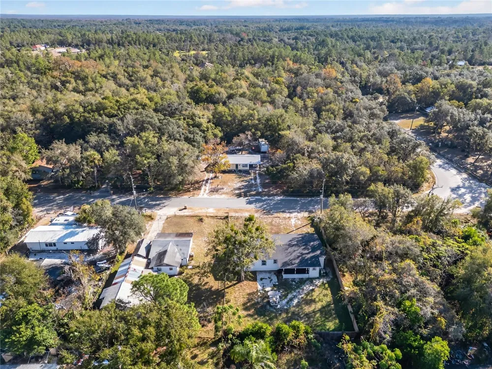 40415 COUNTRY ROAD Eustis, FL 32736