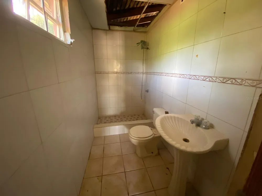 2 CALLE Guayama, PR 00784