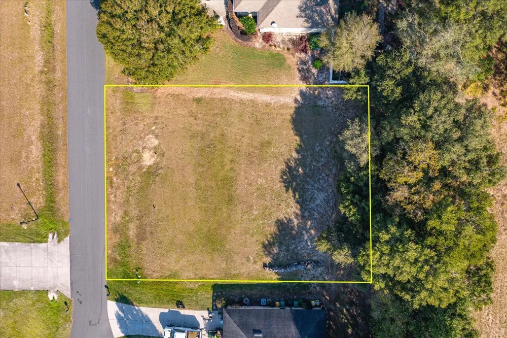 1103 MYRTLE BREEZES COURT Fruitland Park, FL 34731