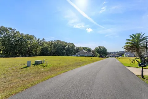 1007 MYRTLE BREEZES COURT