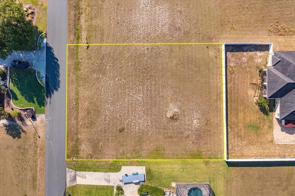 1112 MYRTLE BREEZES COURT Fruitland Park, FL 34731
