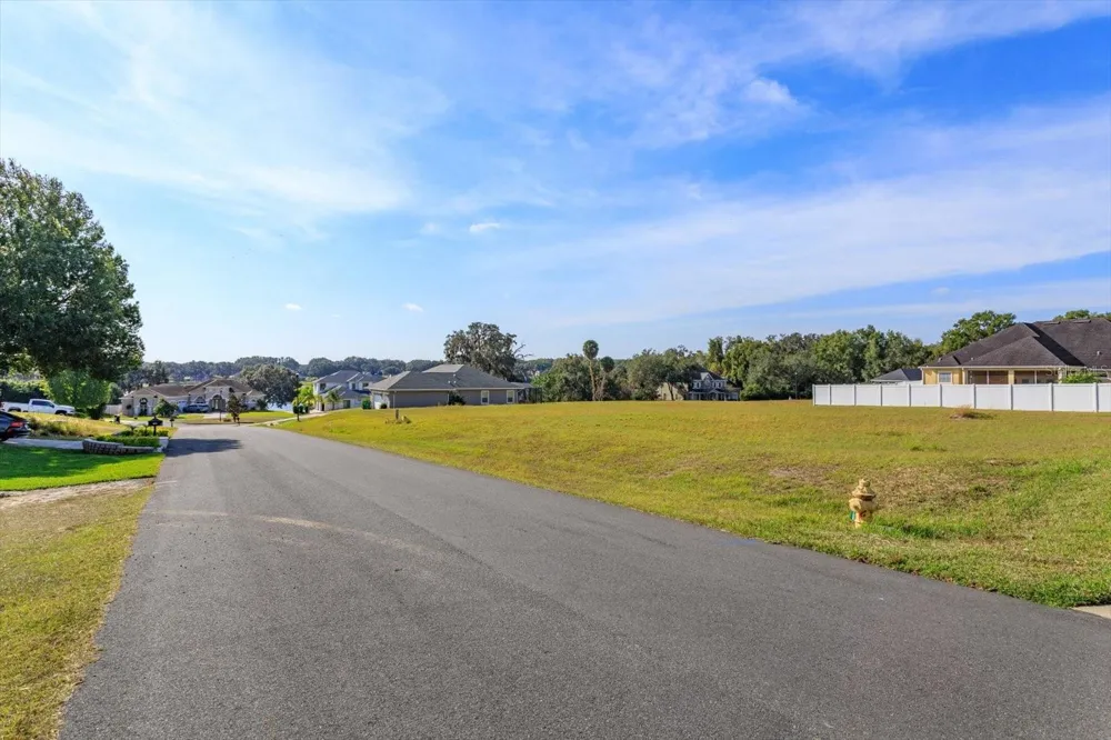 1112 MYRTLE BREEZES COURT Fruitland Park, FL 34731