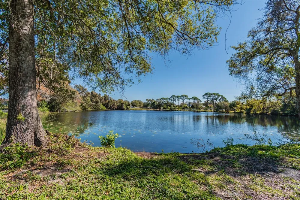5750 60TH AVENUE St Petersburg, FL 33709