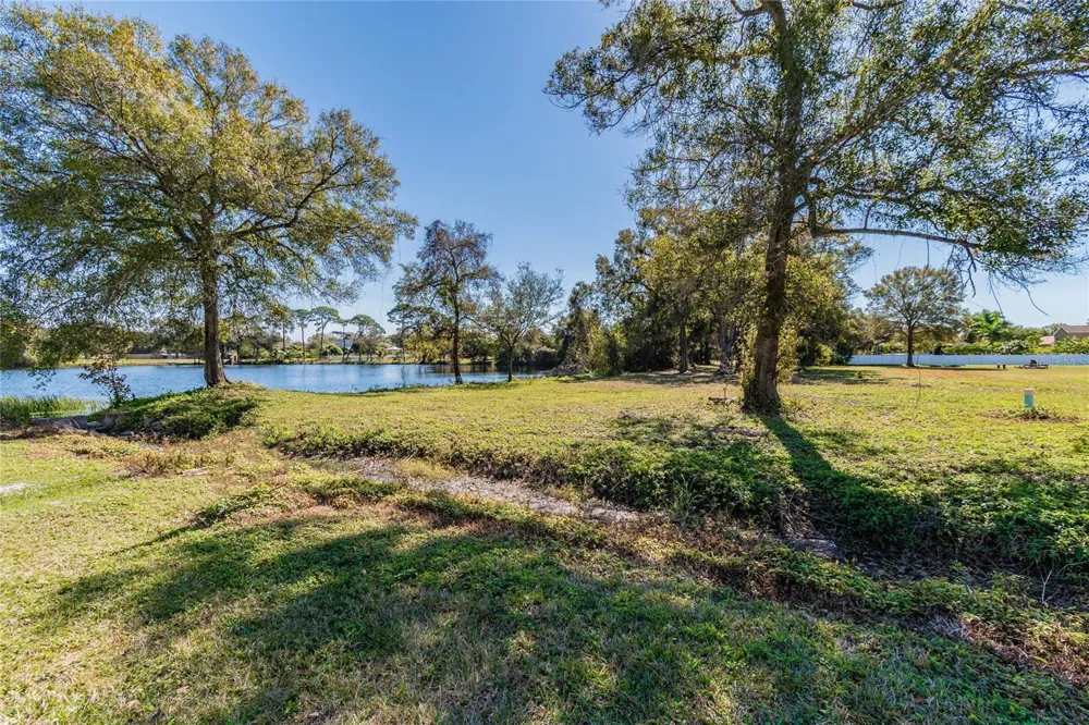 5750 60TH AVENUE St Petersburg, FL 33709