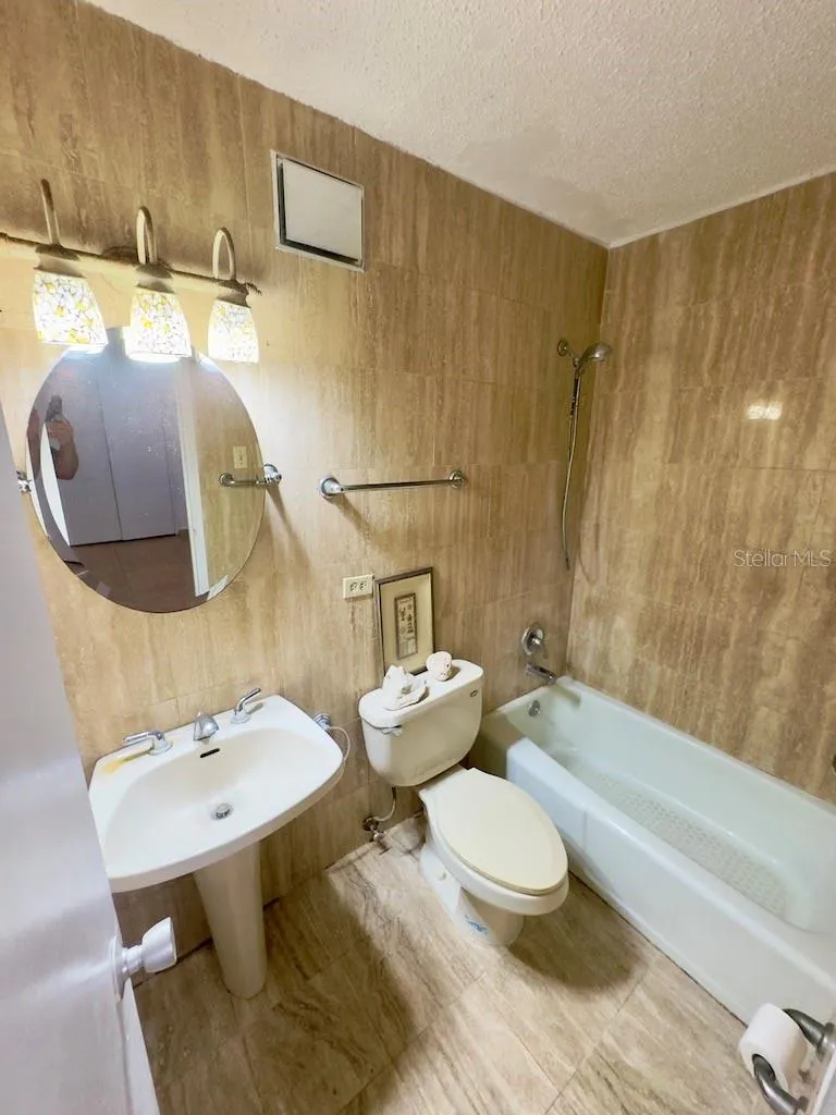 Cond Villa. Marina 200 AVE. MARINA #D-103 Fajardo, PR 00738