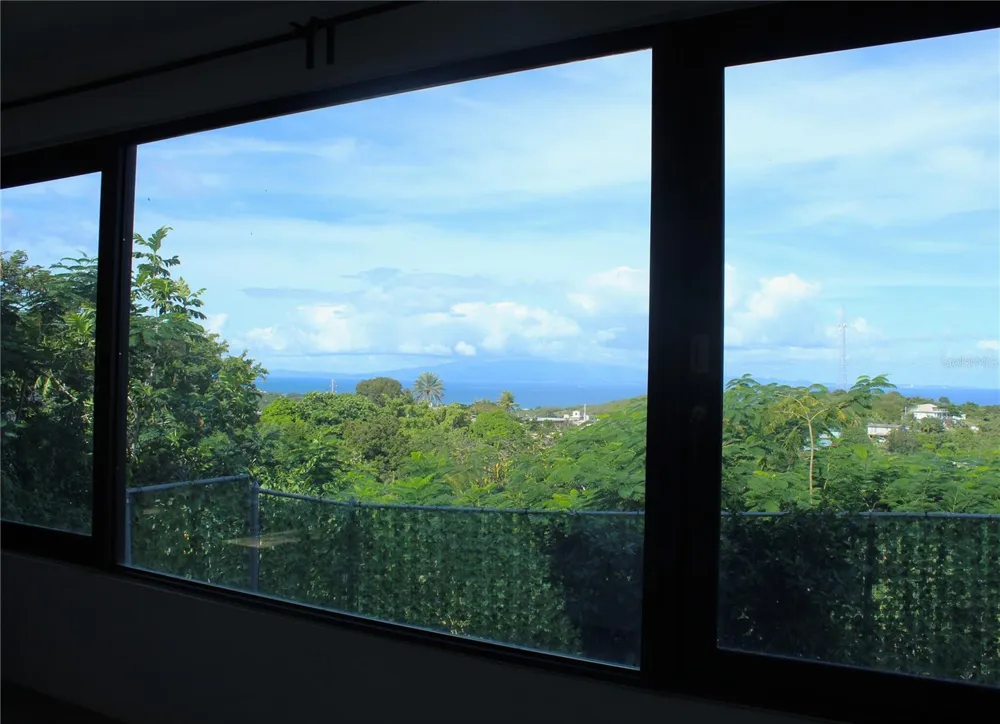 210 VISTA BELLA Vieques, PR 00765