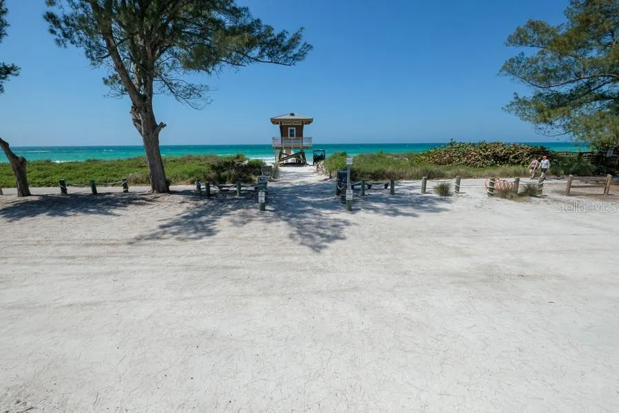 106 S 11TH Bradenton Beach, FL 34217
