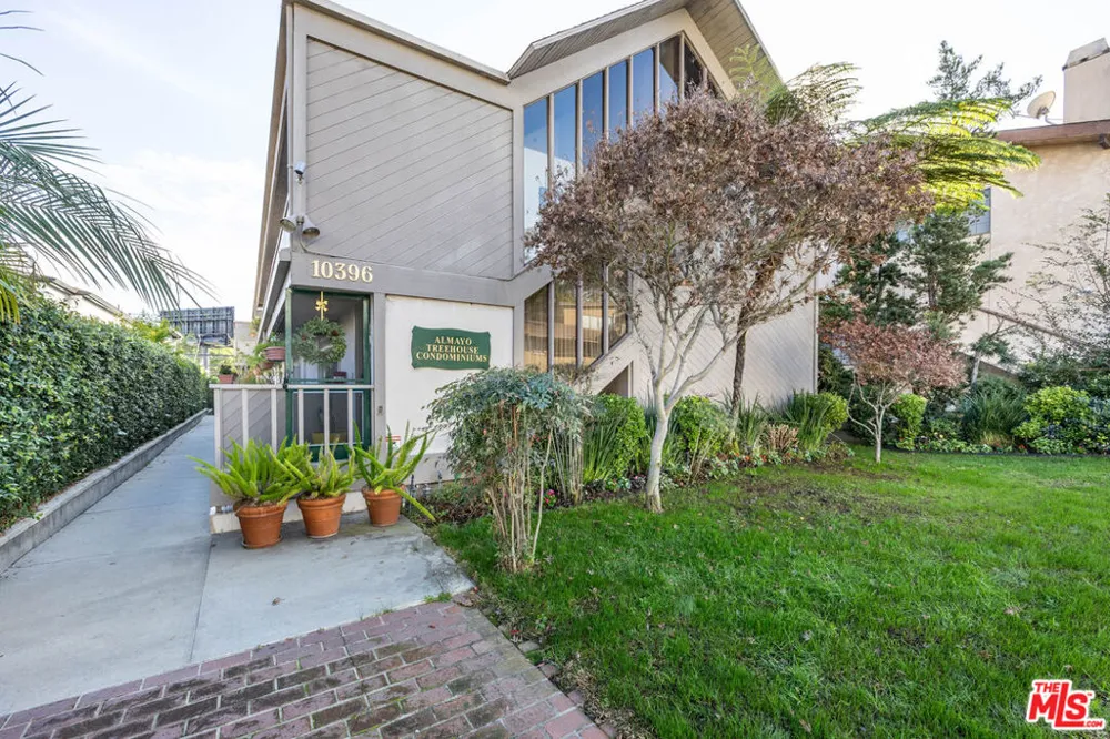 10396 Almayo Avenue #5