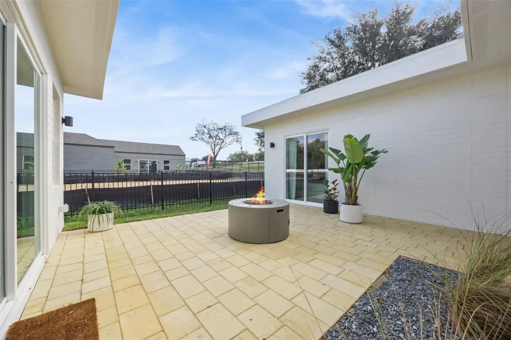 438 SKYFIELD COURT Lady Lake, FL 32159