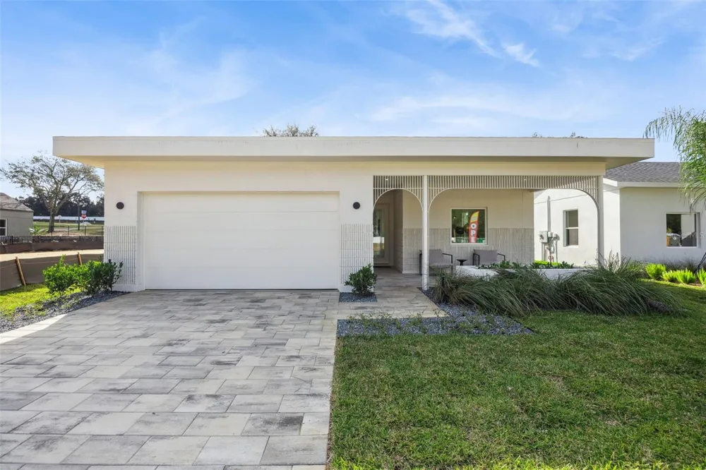 438 SKYFIELD COURT Lady Lake, FL 32159