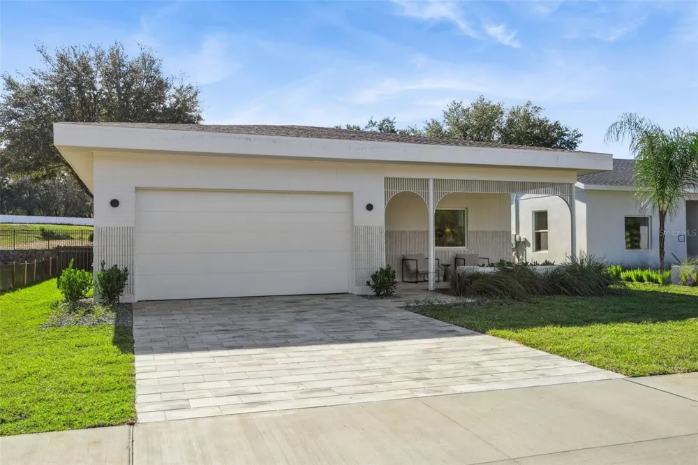 438 SKYFIELD COURT Lady Lake, FL 32159