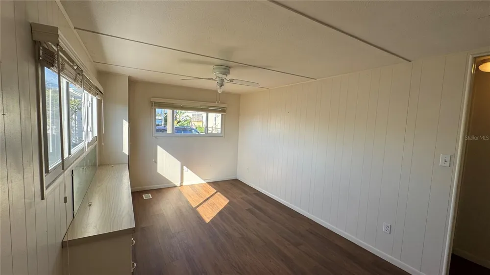 61 5TH AVENUE Venice, FL 34285