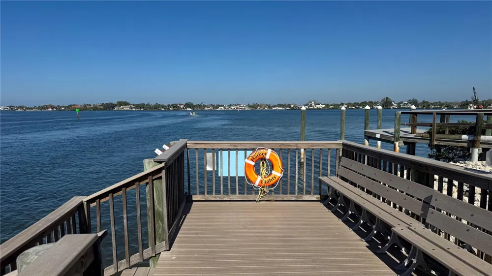 61 5TH AVENUE Venice, FL 34285
