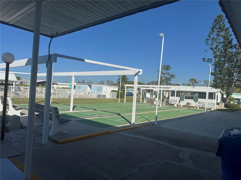 61 5TH AVENUE Venice, FL 34285