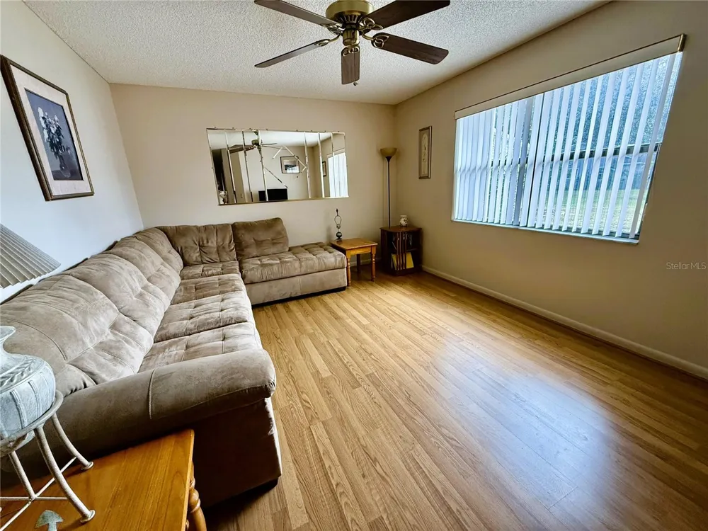2105 GREENLAW COURT #2105 Leesburg, FL 34788