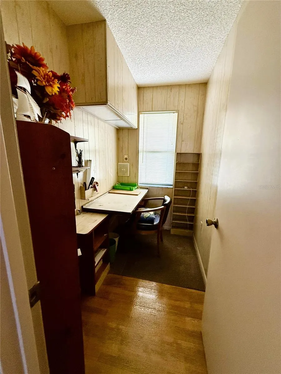 2105 GREENLAW COURT #2105 Leesburg, FL 34788
