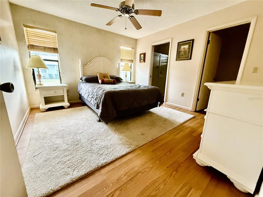 2105 GREENLAW COURT #2105 Leesburg, FL 34788