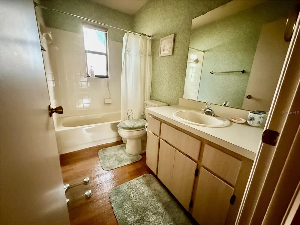 2105 GREENLAW COURT #2105 Leesburg, FL 34788