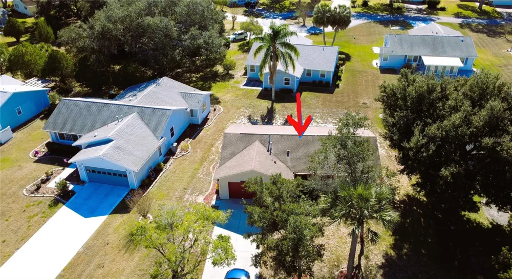 2105 GREENLAW COURT #2105 Leesburg, FL 34788