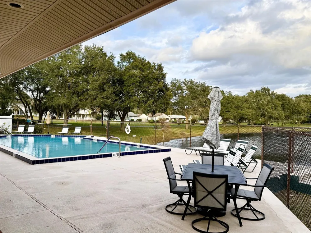 2105 GREENLAW COURT #2105 Leesburg, FL 34788
