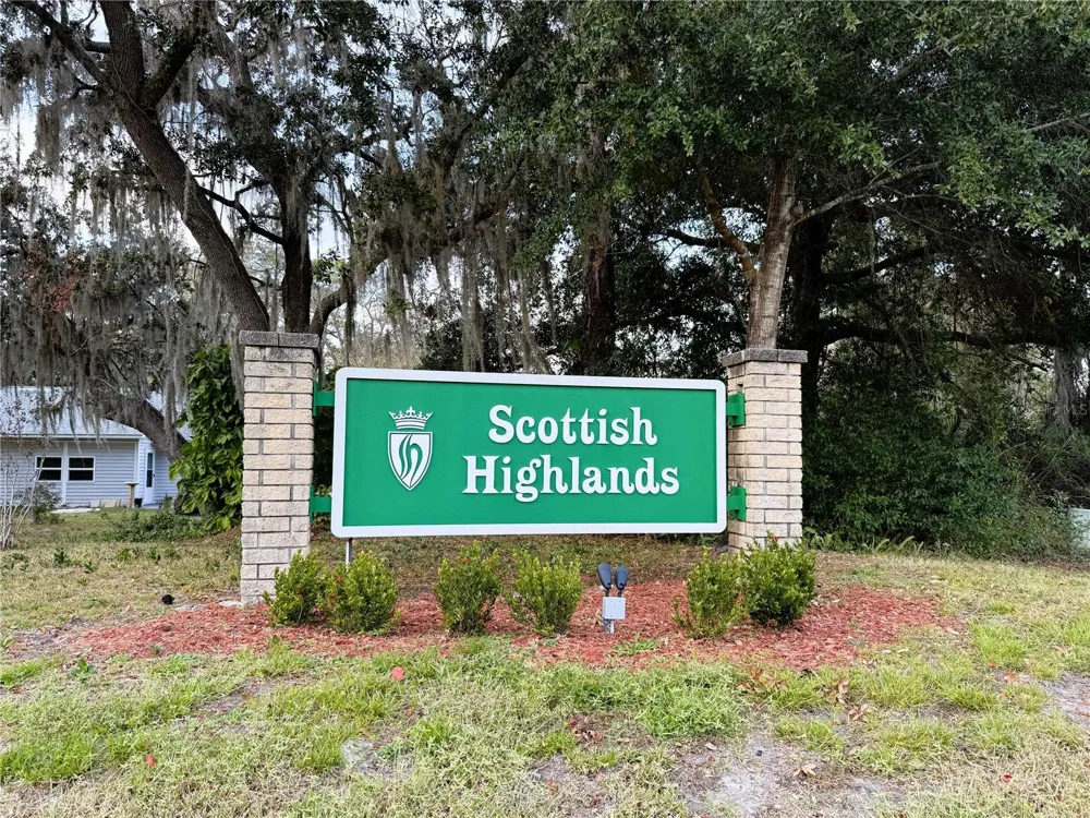 2105 GREENLAW COURT #2105 Leesburg, FL 34788