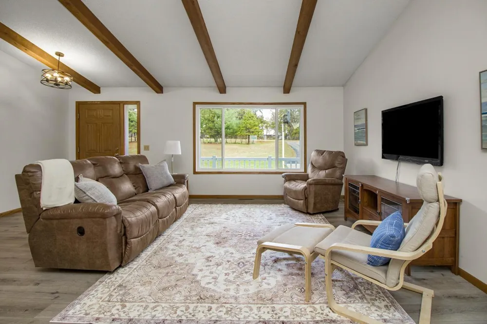 6851 W 195th Street Jordan, MN 55352