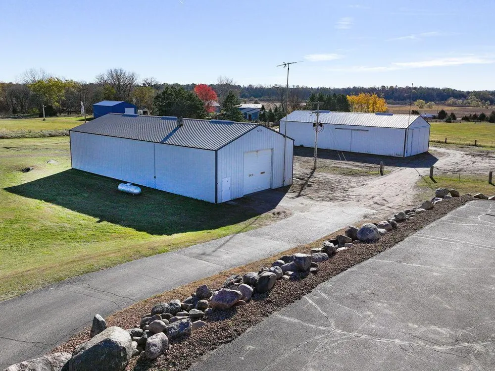 6851 W 195th Street Jordan, MN 55352