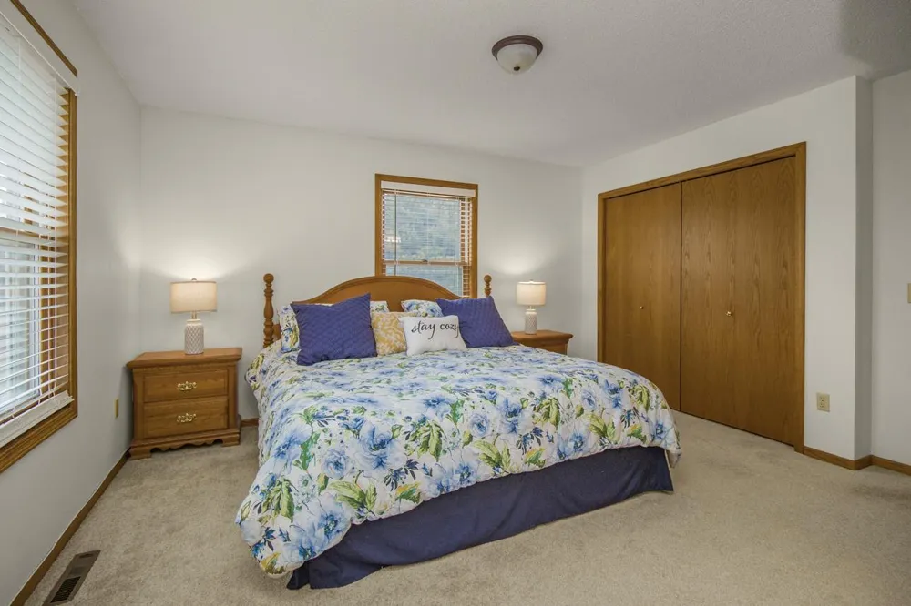 6851 W 195th Street Jordan, MN 55352