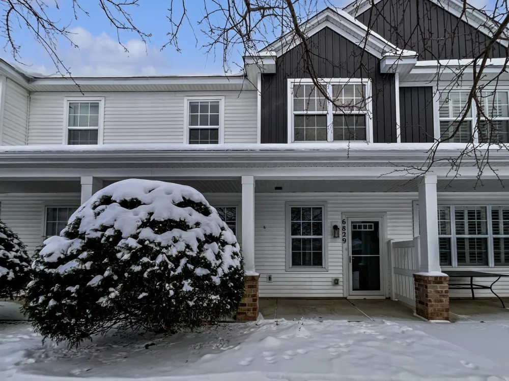 6829 Narcissus Lane #304