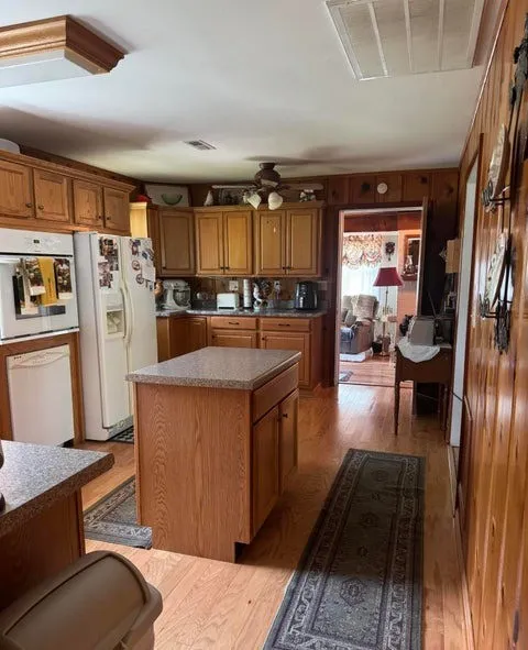 917 Columbia Ave Centerville, TN 37033