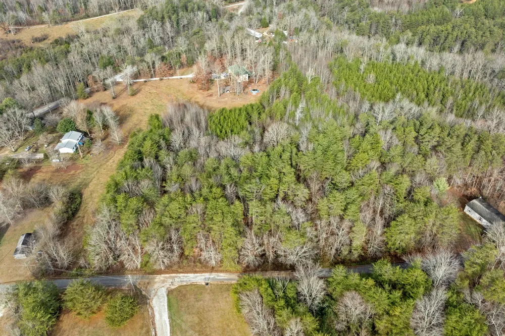 2 Ev Rd Spencer, TN 38585
