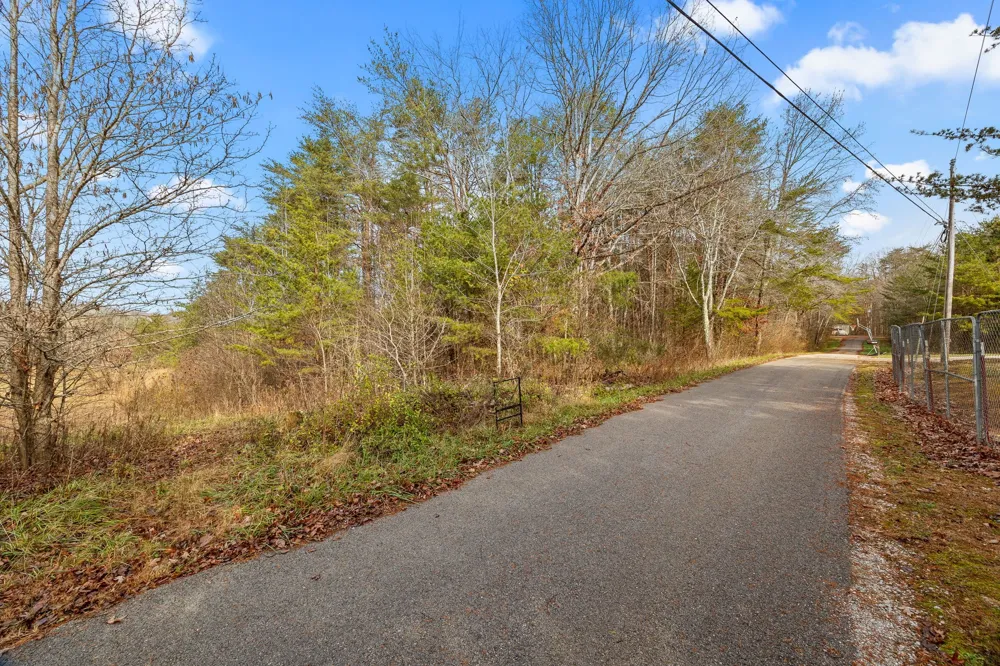 2 Ev Rd Spencer, TN 38585