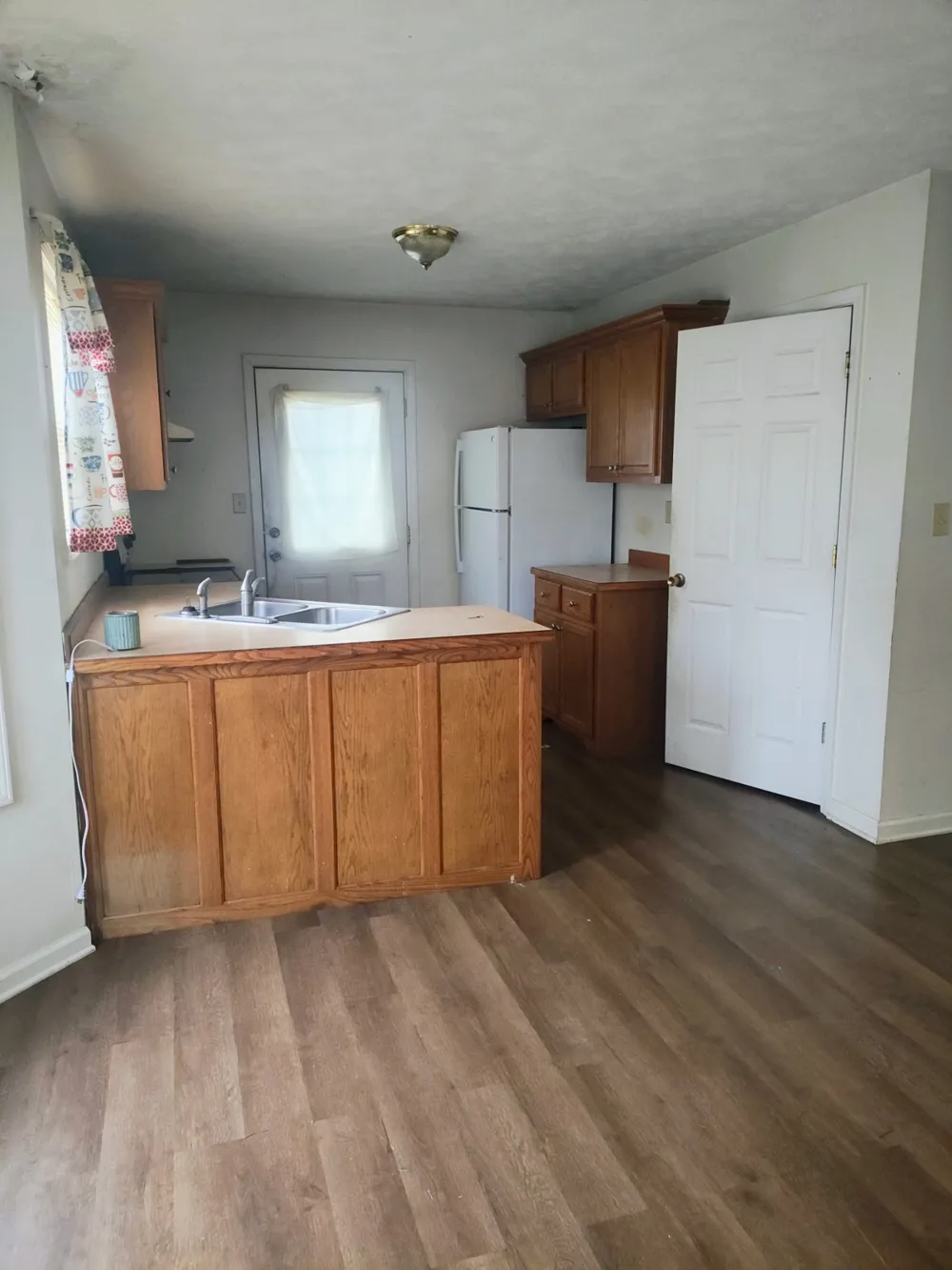 111 Rhea St Jackson, TN 38301