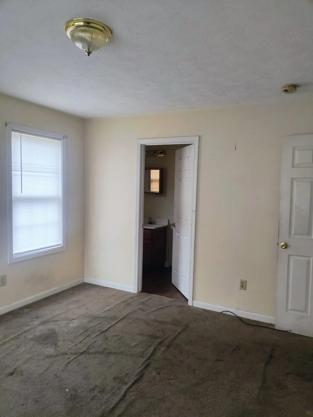 111 Rhea St Jackson, TN 38301