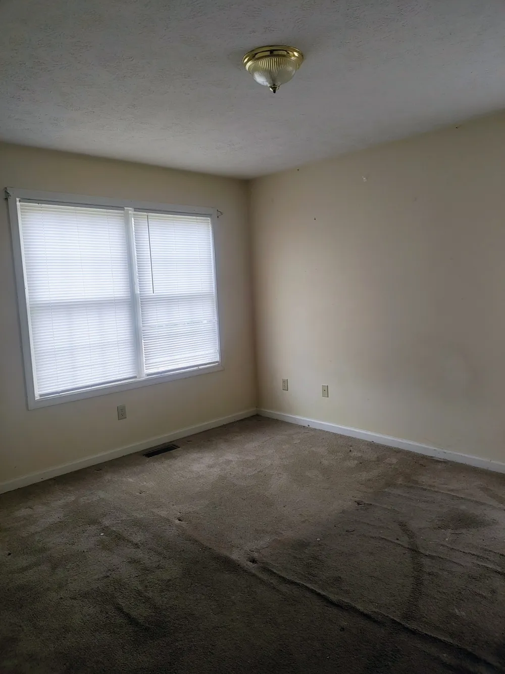 111 Rhea St Jackson, TN 38301