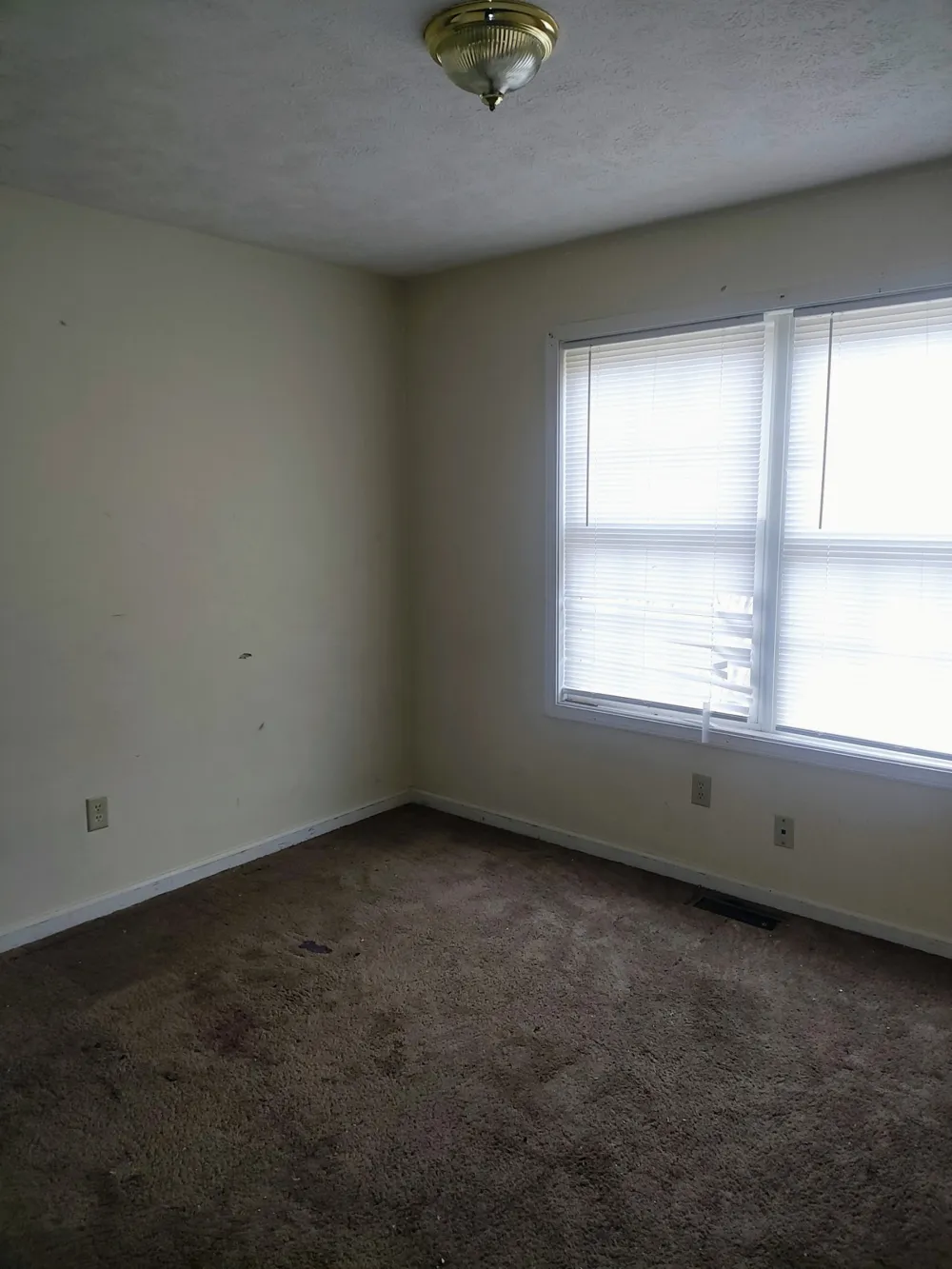111 Rhea St Jackson, TN 38301